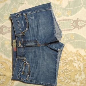 Women's Old Navy cutoff denim shorts size 8